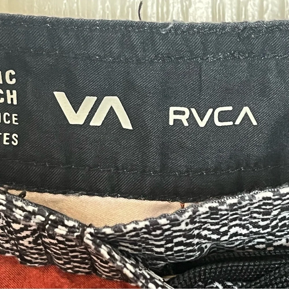 RVCA Classic Non-Stretch Men's Striped Swim Board Mens Sz 36